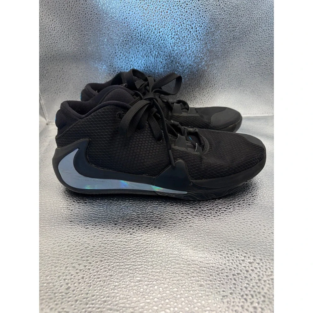 Nike Zoom Freak 1 Black Blue Giannis Antetokounmpo Shoes BQ5633-004 Youth 6.5Y